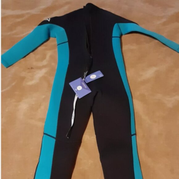 Hevto Wetsuit Kids/Youth 2 Pack! Size 8 Long Sleeve Full Scuba Diving Surfing